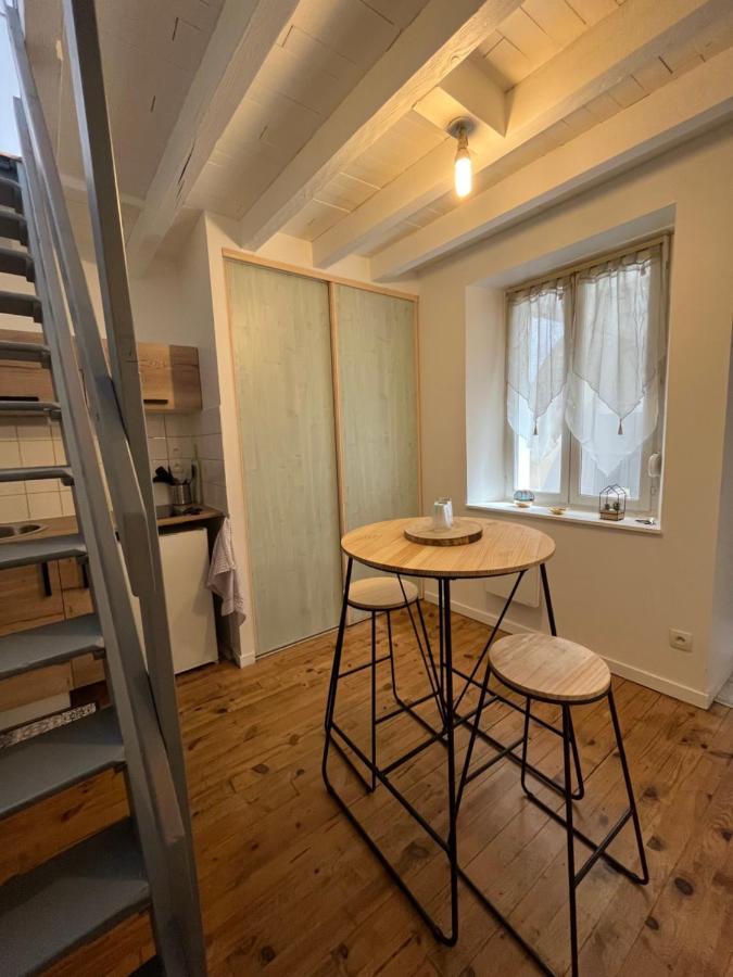 Logement Au Coeur De Доль Экстерьер фото